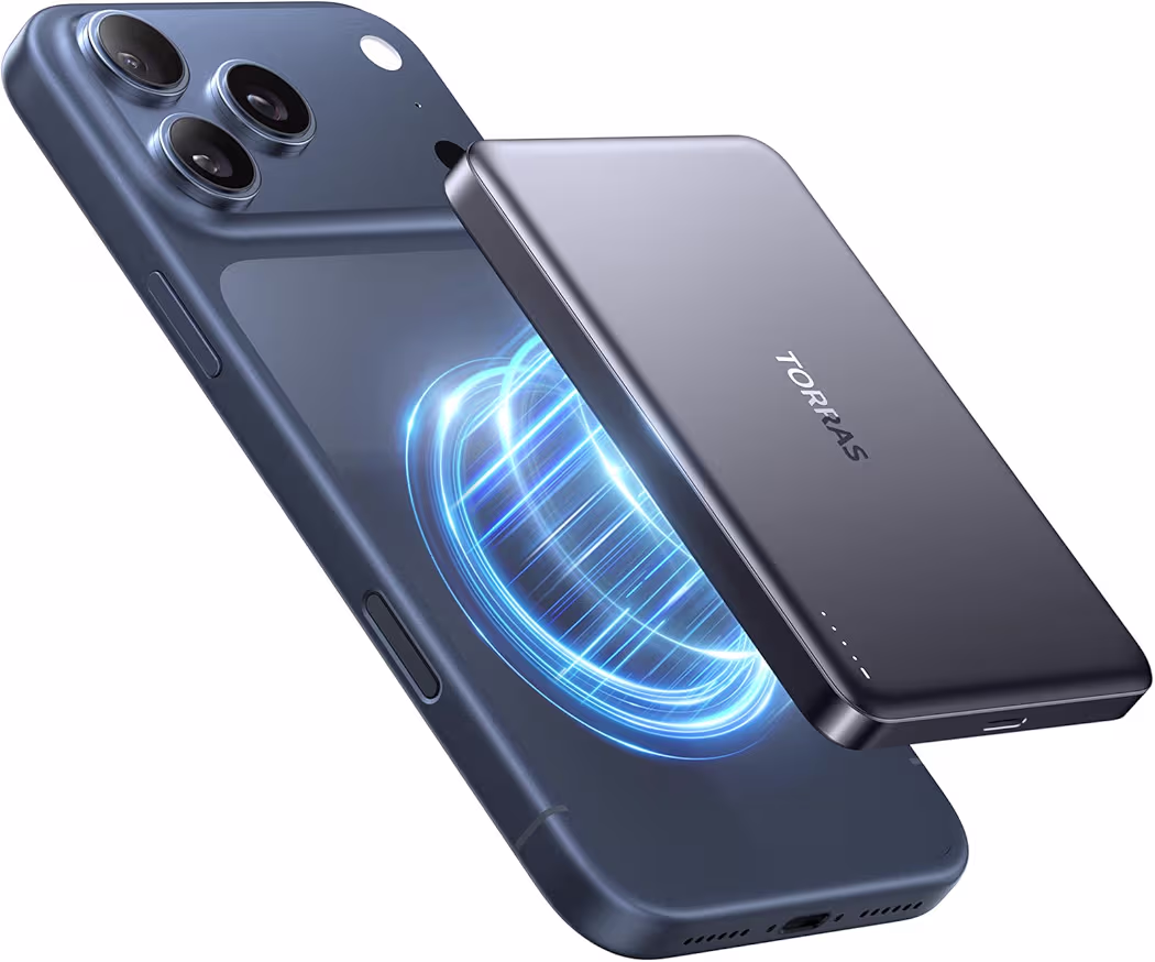 TORRAS MiniMag magnetic power bank attached to iPhone 17 Pro Max during travel